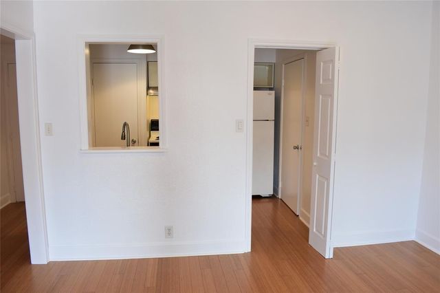 2425 Underwood Street 350, Houston, TX 77030