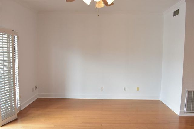 2425 Underwood Street 350, Houston, TX 77030