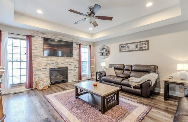 2822 Beaumont Drive, Evansville, IN 47725