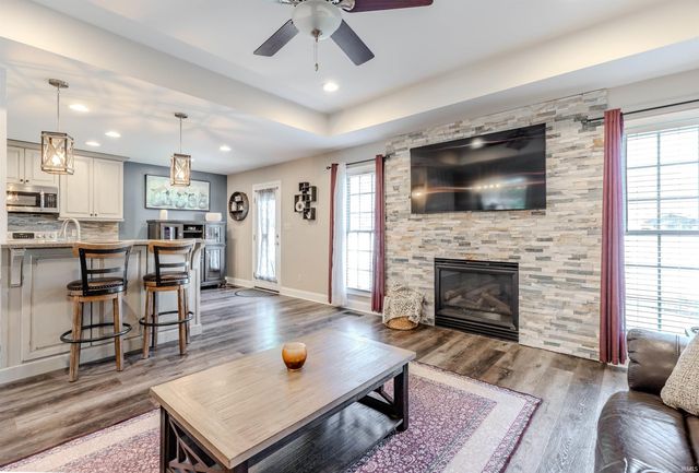 2822 Beaumont Drive, Evansville, IN 47725