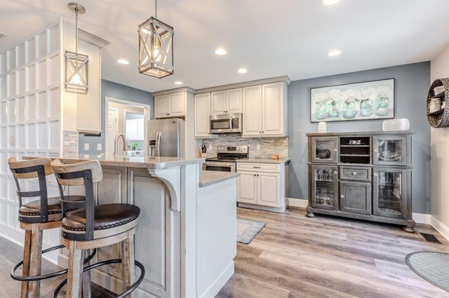 2822 Beaumont Drive, Evansville, IN 47725