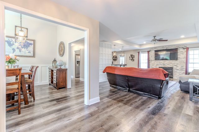 2822 Beaumont Drive, Evansville, IN 47725