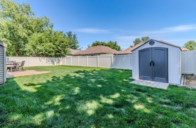2822 Beaumont Drive, Evansville, IN 47725
