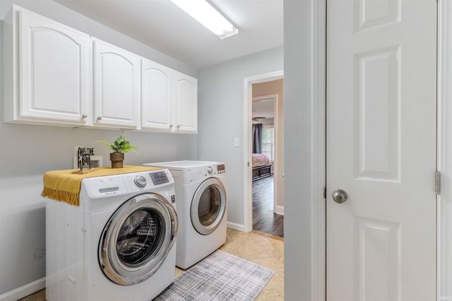 2822 Beaumont Drive, Evansville, IN 47725