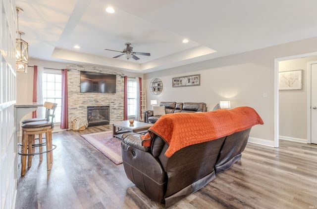 2822 Beaumont Drive, Evansville, IN 47725