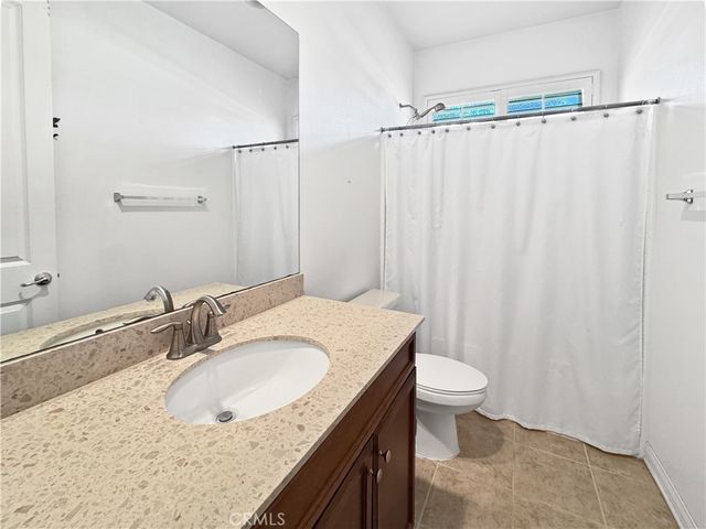 2025 James Gaynor Street, Fallbrook, CA 92028