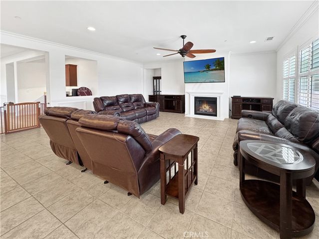 2025 James Gaynor Street, Fallbrook, CA 92028