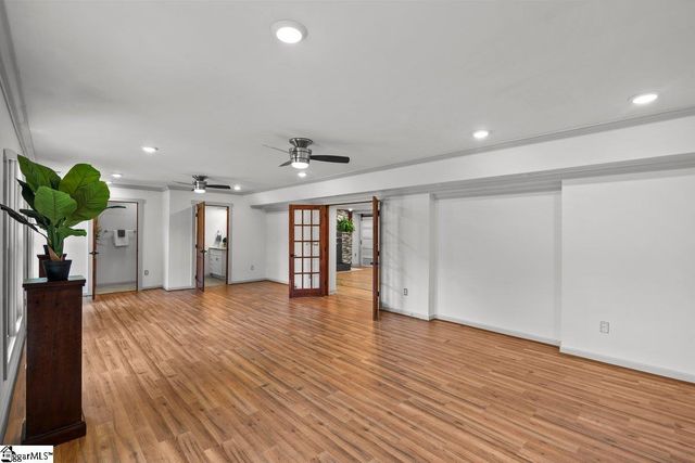 2005 Poinsett Highway, Greenville, SC 29609