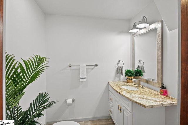 2005 Poinsett Highway, Greenville, SC 29609