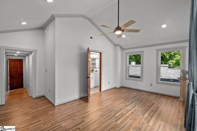 2005 Poinsett Highway, Greenville, SC 29609