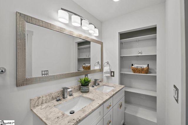 2005 Poinsett Highway, Greenville, SC 29609