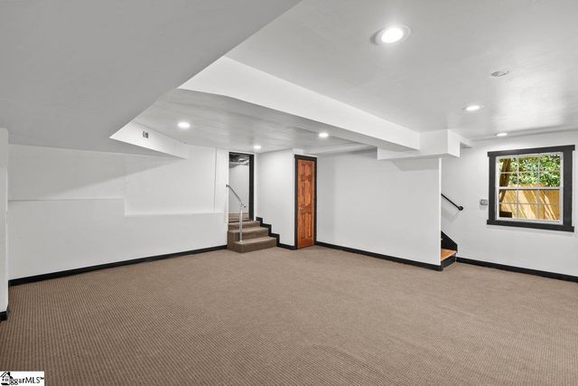 2005 Poinsett Highway, Greenville, SC 29609