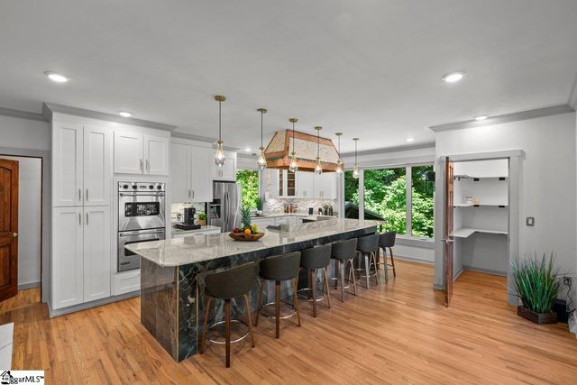 2005 Poinsett Highway, Greenville, SC 29609