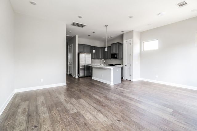 5117 Pine Reach Drive, Houston, TX 77018