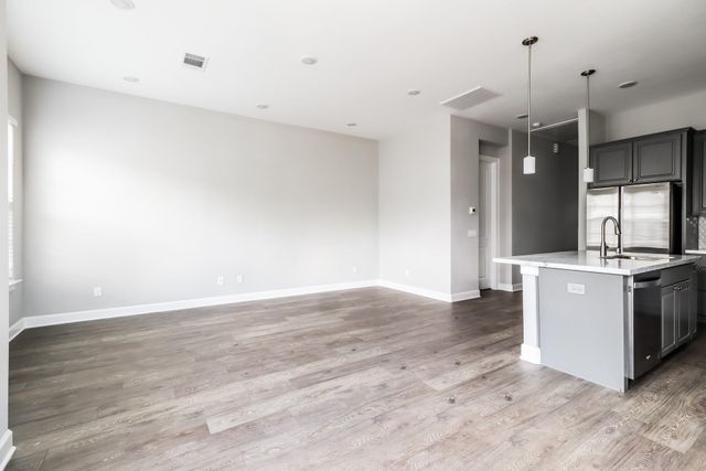 5117 Pine Reach Drive, Houston, TX 77018