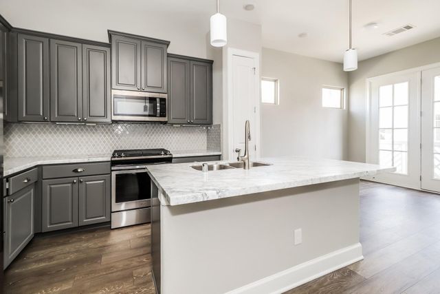 5117 Pine Reach Drive, Houston, TX 77018