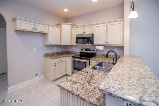 4689 E Dublin, Olive Branch, MS 38654