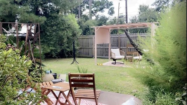 2707 Terrace Circle, West Orange, TX 77630