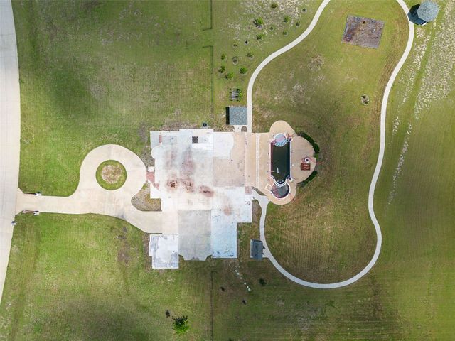 2400 Whispering Acres Lane, Lucas, TX 75002