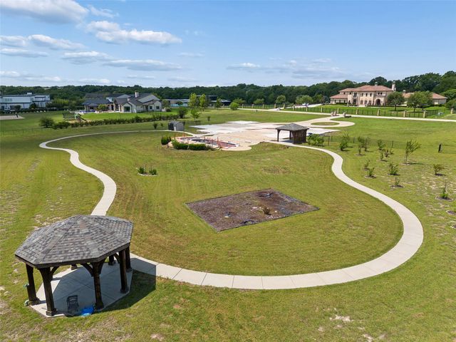 2400 Whispering Acres Lane, Lucas, TX 75002