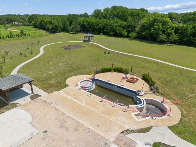 2400 Whispering Acres Lane, Lucas, TX 75002