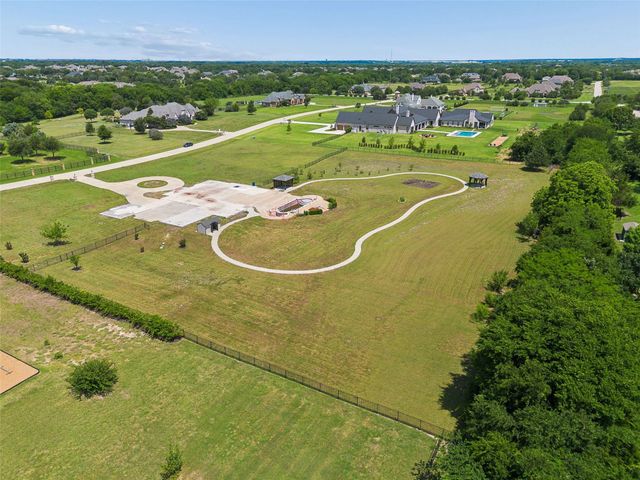 2400 Whispering Acres Lane, Lucas, TX 75002