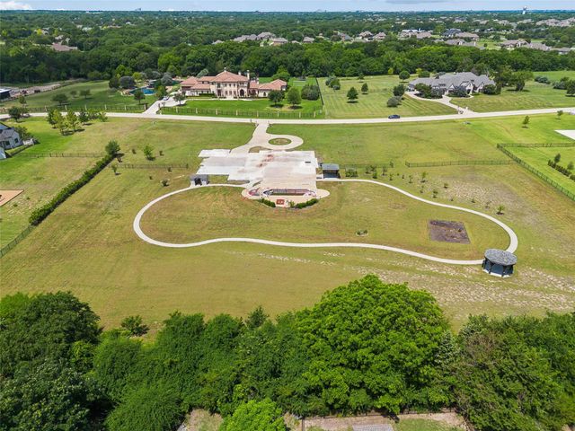 2400 Whispering Acres Lane, Lucas, TX 75002