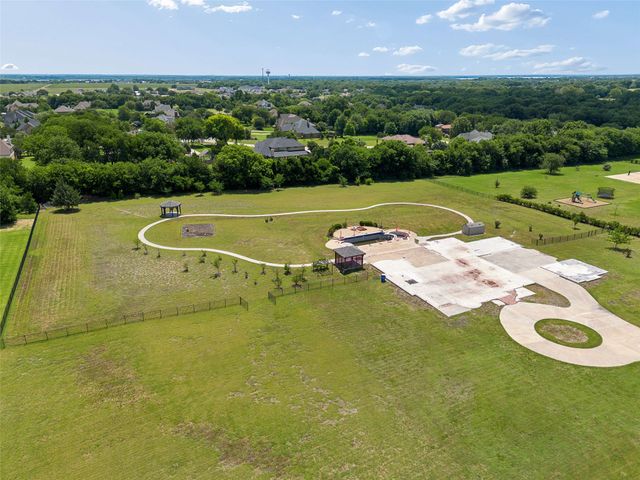 2400 Whispering Acres Lane, Lucas, TX 75002