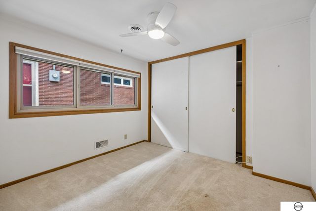 1801 Kings Highway, Lincoln, NE 68502