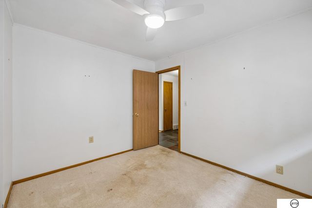 1801 Kings Highway, Lincoln, NE 68502