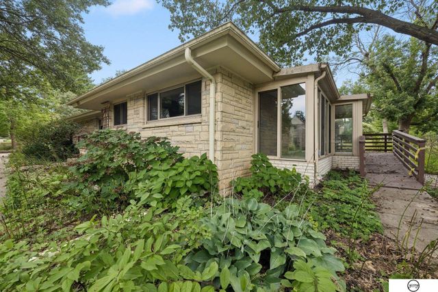 1801 Kings Highway, Lincoln, NE 68502