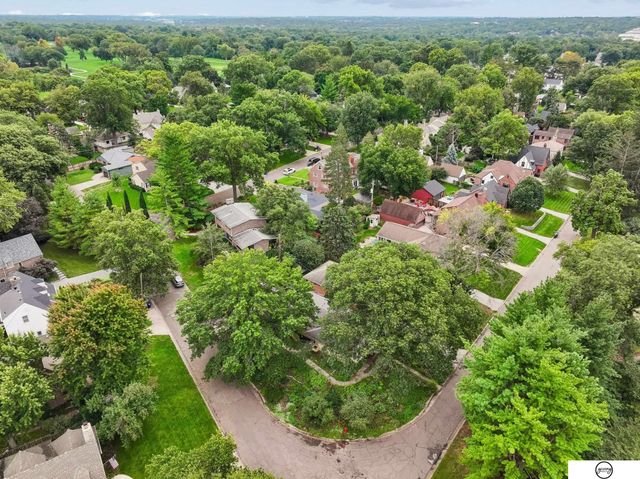 1801 Kings Highway, Lincoln, NE 68502