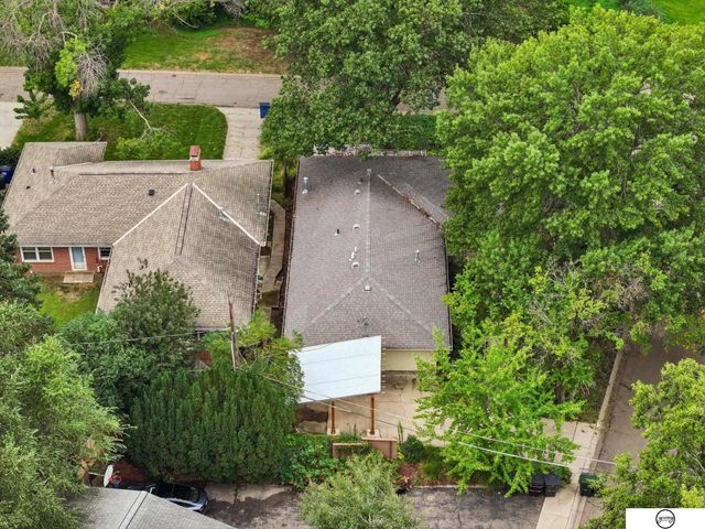 1801 Kings Highway, Lincoln, NE 68502