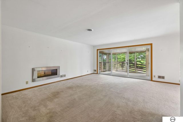 1801 Kings Highway, Lincoln, NE 68502