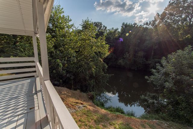 70 POINT WAY, Saltillo, TN 38370