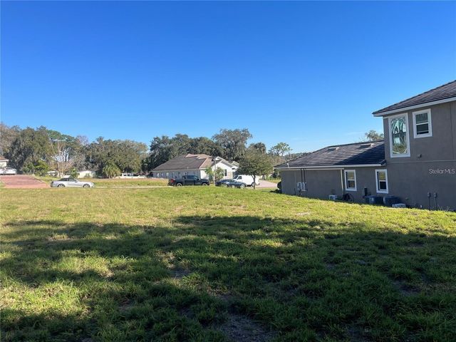 1828 MOORINGS COURT, Clermont, FL 34711