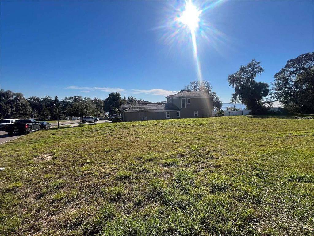 1828 MOORINGS COURT, Clermont, FL 34711