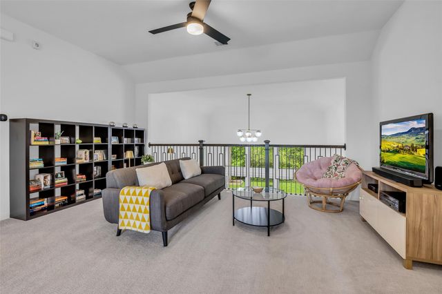 2915 Oakcrest Meadow Court, Conroe, TX 77386