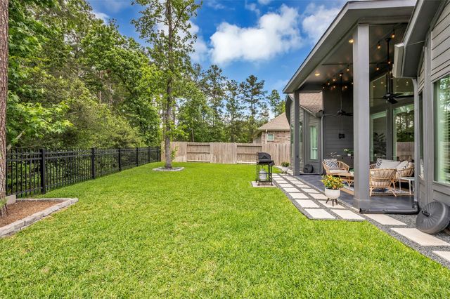 2915 Oakcrest Meadow Court, Spring, TX 77386
