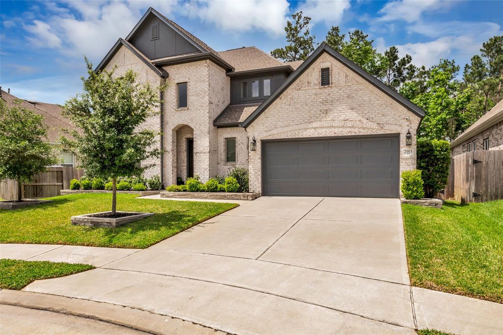 2915 Oakcrest Meadow Court, Conroe, TX 77386