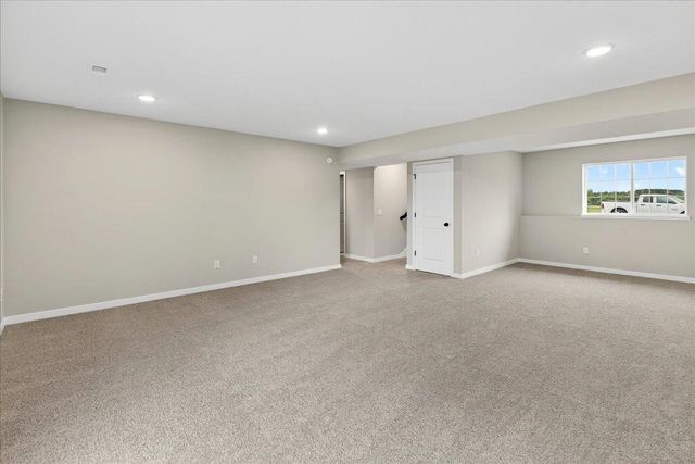 37514 Greenway Avenue, North Branch, MN 55056