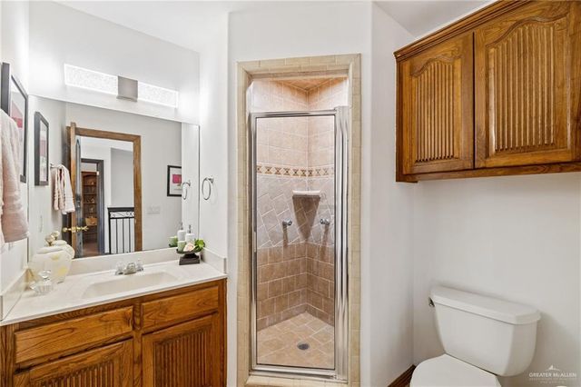 8413 N Main Street, Mcallen, TX 78504