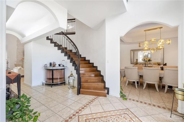 8413 N Main Street, Mcallen, TX 78504