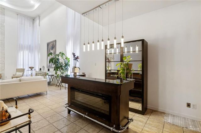 8413 N Main Street, Mcallen, TX 78504