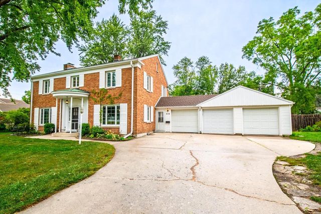 416 ARROWHEAD DRIVE, Green Bay, WI 54301