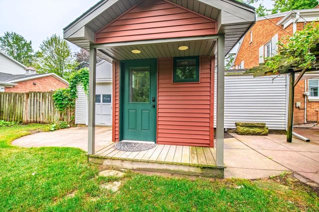 416 ARROWHEAD DRIVE, Green Bay, WI 54301