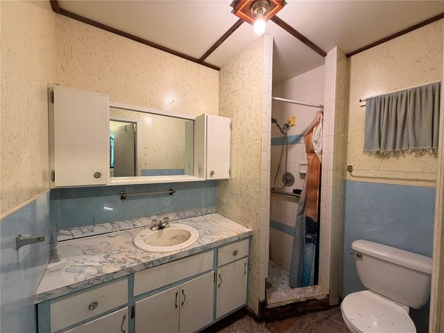 1204 GUNSTON STREET, Leesburg, FL 34748