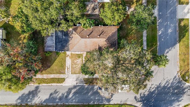 1204 GUNSTON STREET, Leesburg, FL 34748