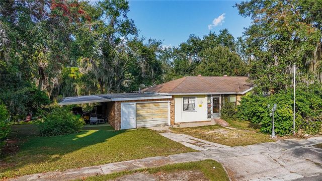 1204 GUNSTON STREET, Leesburg, FL 34748