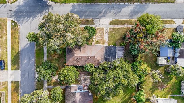 1204 GUNSTON STREET, Leesburg, FL 34748